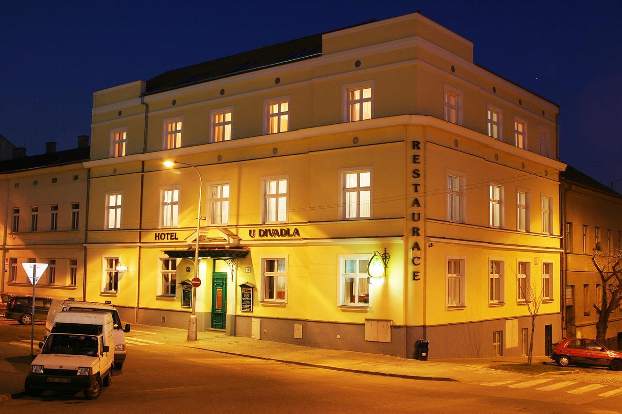 Hotel U Divadla Znojmo Exterior photo